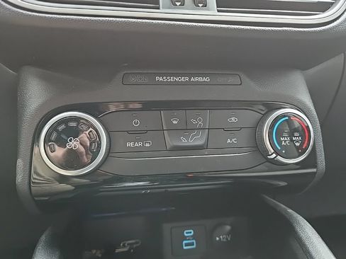 Used 2022 Ford Escape SE AWD/4WD image 34