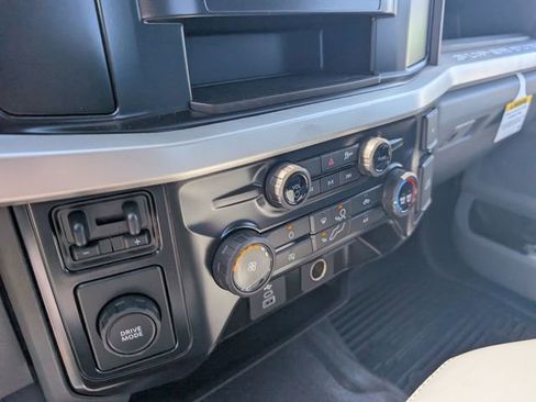 New 2025 Ford F350 XL w/ XL Chrome Package RWD image 19