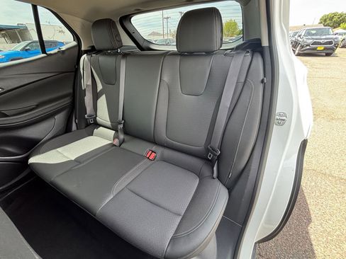 Used 2025 Buick Encore GX Preferred FWD image 36