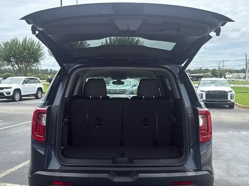 Used 2020 GMC Acadia SLT w/ Trailering Package FWD image 10