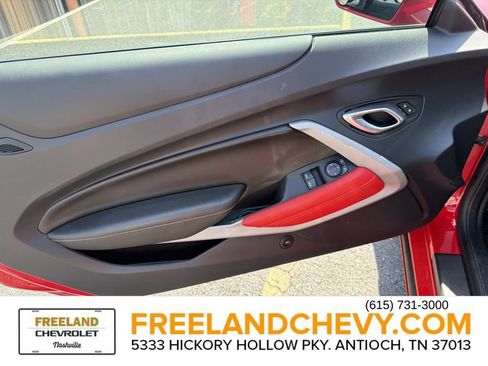 Used 2022 Chevrolet Camaro SS RWD image 15