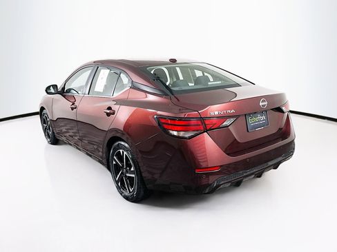 Used 2025 Nissan Sentra SV image 5