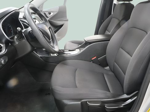 Used 2021 Chevrolet Malibu LS FWD image 20