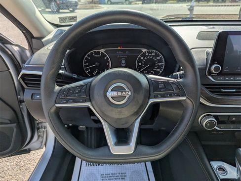 Used 2023 Nissan Altima 2.5 SV image 20
