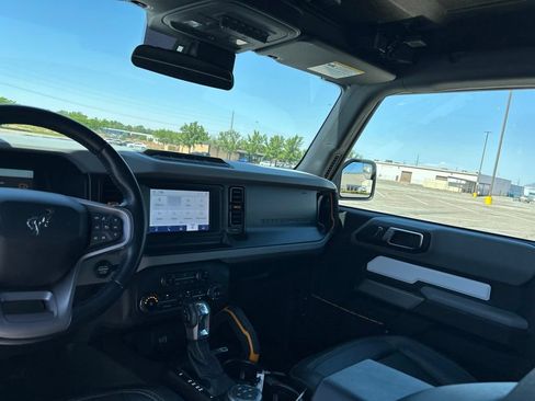 Used 2021 Ford Bronco Badlands w/ Sasquatch Package AWD/4WD image 23