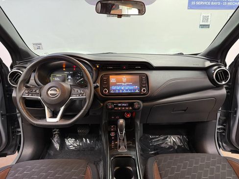 Used 2024 Nissan Kicks SR w/ Exterior Package FWD image 10