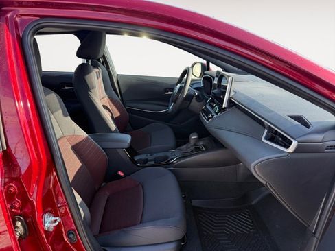 Used 2025 Toyota Corolla SE image 15