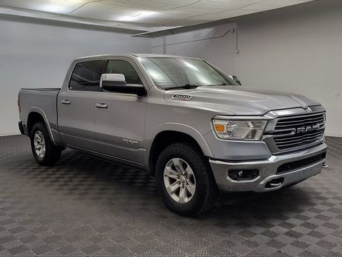 Used 2022 RAM 1500 Laramie AWD/4WD image 7