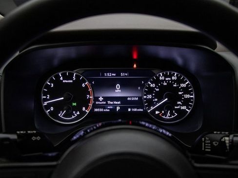 Used 2023 Nissan Rogue SV image 31