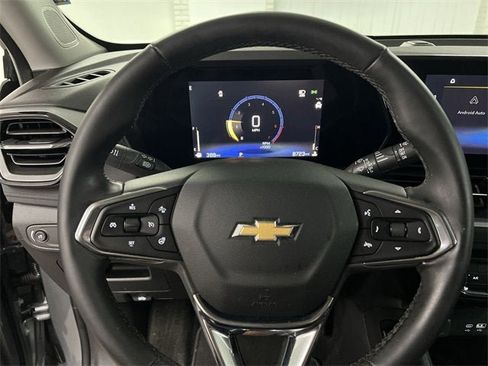 Certified 2024 Chevrolet TrailBlazer LT w/ LT Cold Weather Package image 11