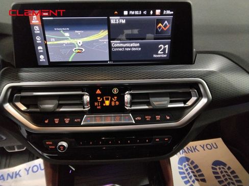 Used 2023 BMW X4 xDrive30i image 17