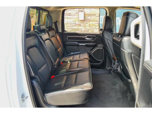 Used 2022 RAM 1500 Laramie AWD/4WD image 19