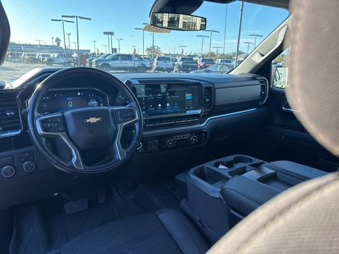 Used 2022 Chevrolet Silverado 1500 LT w/ Max Trailering Package image 15