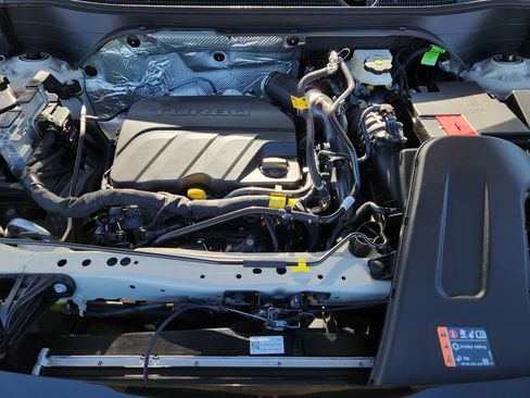 New 2026 Chevrolet Trax ACTIV w/ Sunroof Package image 22