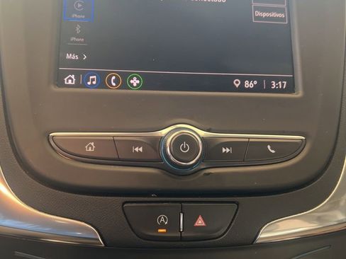 Used 2022 Chevrolet Equinox LS w/ Driver Confidence II Package image 12