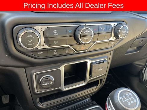 Used 2023 Jeep Wrangler Unlimited Sport AWD/4WD image 34