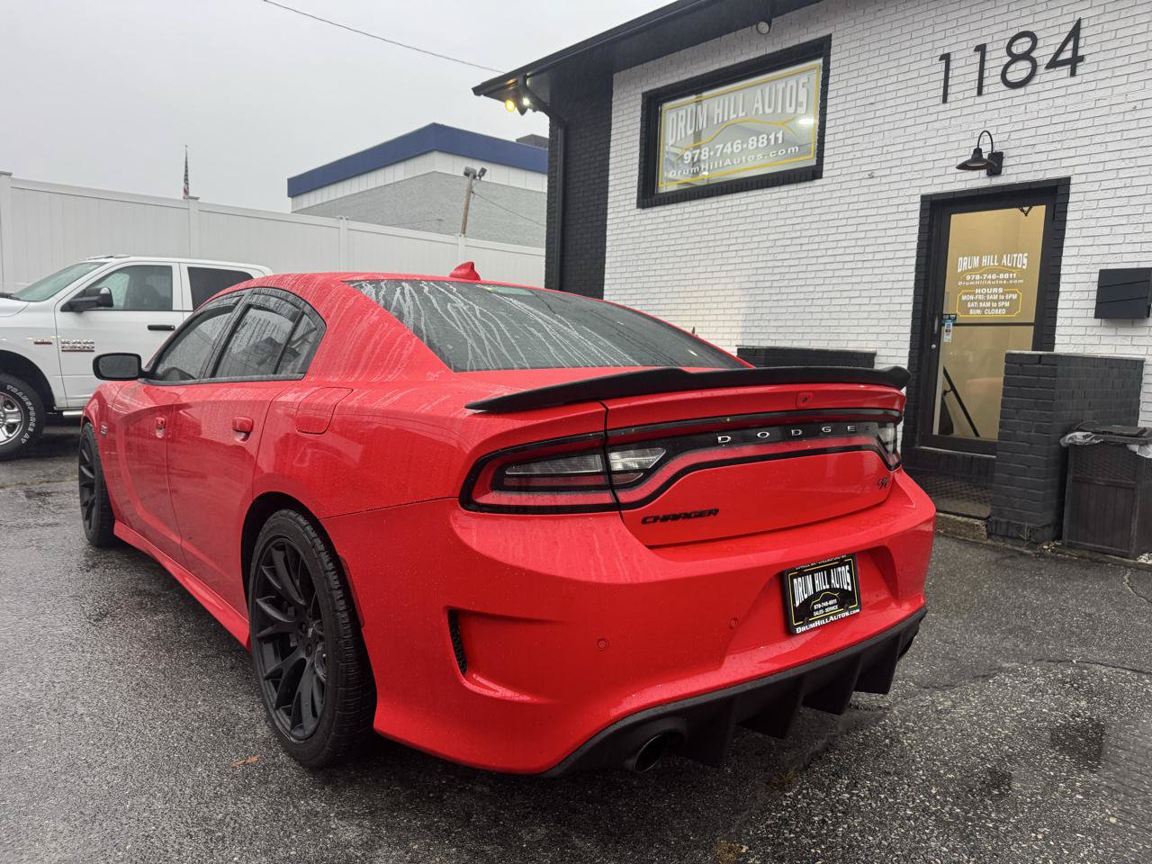 Used 2018 Dodge Charger R/T Scat Pack w/ Dynamics Package RWD image 3