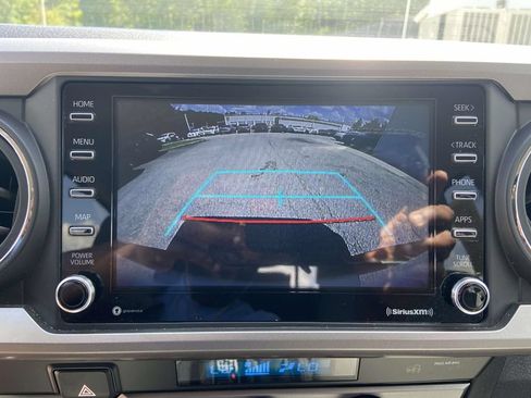 Used 2023 Toyota Tacoma SR5 RWD image 21