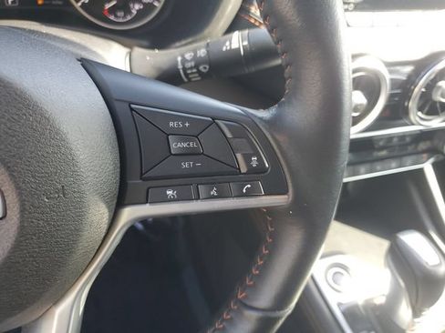 Used 2023 Nissan Sentra SR w/ SR Premium Package FWD image 18