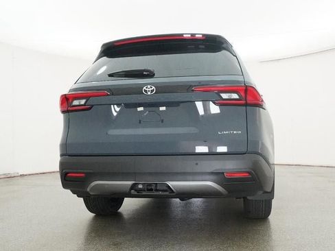 New 2026 Toyota Grand Highlander Limited image 23