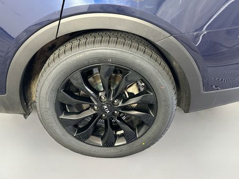 Used 2020 Kia Sorento EX FWD image 31