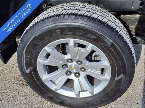Used 2022 Chevrolet Colorado LT w/ Safety Package image 9