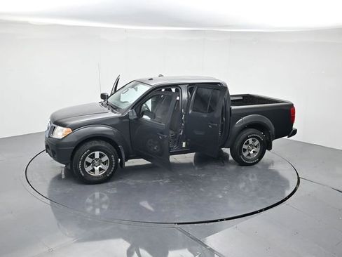 Used 2013 Nissan Frontier PRO-4X image 45