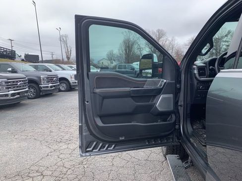 Certified 2024 Ford F250 Platinum image 21