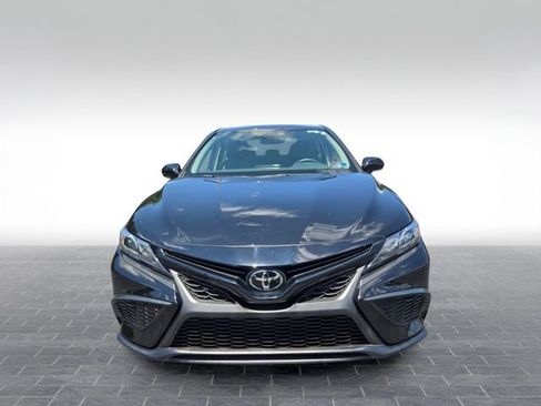 Used 2024 Toyota Camry SE FWD image 2