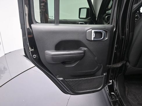 Used 2021 Jeep Wrangler Unlimited Sport AWD/4WD image 15