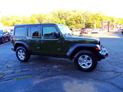 Used 2023 Jeep Wrangler Unlimited Sport AWD/4WD image 4