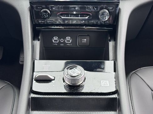 New 2025 Jeep Grand Cherokee L Limited w/ Black Appearance Package image 22