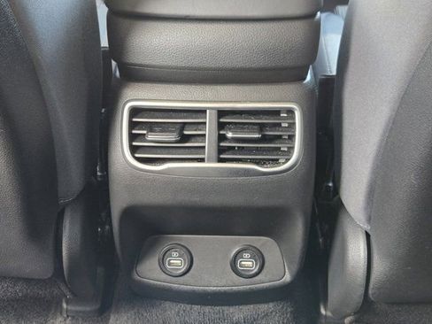 Certified 2023 Hyundai Santa Fe SE image 29