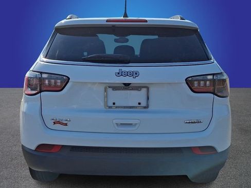 Used 2024 Jeep Compass Latitude AWD/4WD image 5