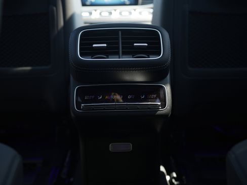 New 2025 Mercedes-Benz GLS 450 4MATIC image 43