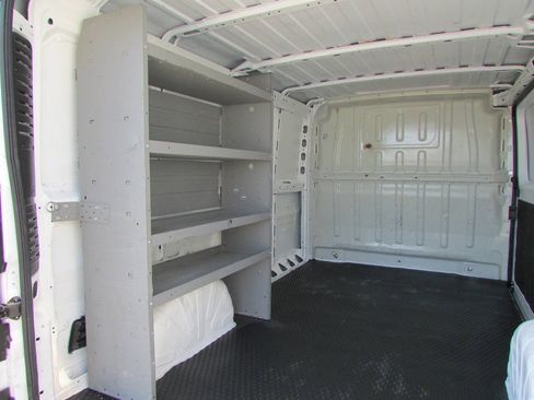 Used 2023 RAM ProMaster 2500 FWD image 22