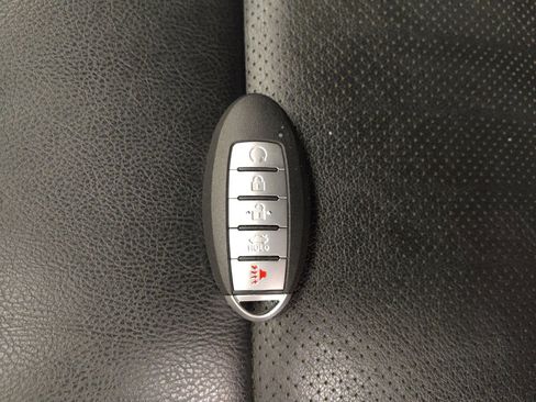 Used 2021 Nissan Maxima 3.5 SV w/ Floor Mat Group FWD image 32