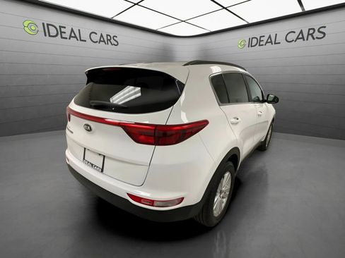 Used 2017 Kia Sportage LX w/ LX Popular Package FWD image 5