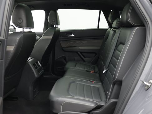 Used 2023 Volkswagen Atlas Cross Sport SEL Premium R-Line AWD/4WD image 31
