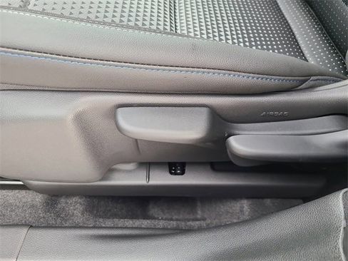 New 2026 Chevrolet Trax LT image 24