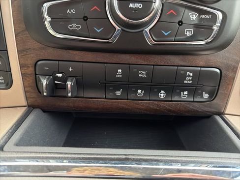 Used 2018 RAM 1500 Laramie Longhorn image 41