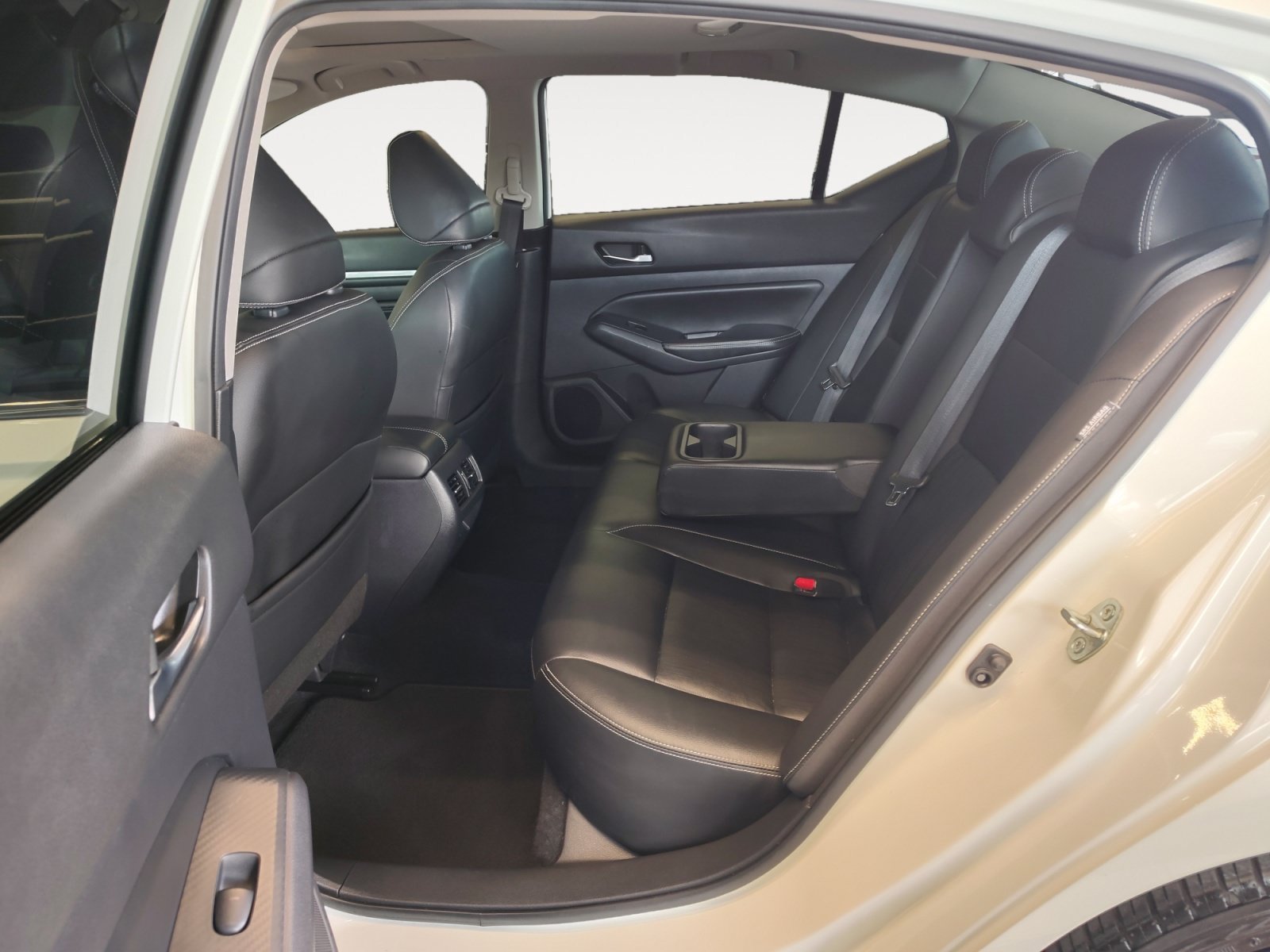 Used 2019 Nissan Altima 2.0 Platinum FWD image 25