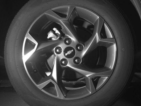 Used 2025 Chevrolet Trax LT w/ LT Convenience Package FWD image 18
