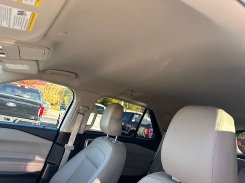 Used 2023 Ford Explorer XLT w/ Equipment Group 202A image 30