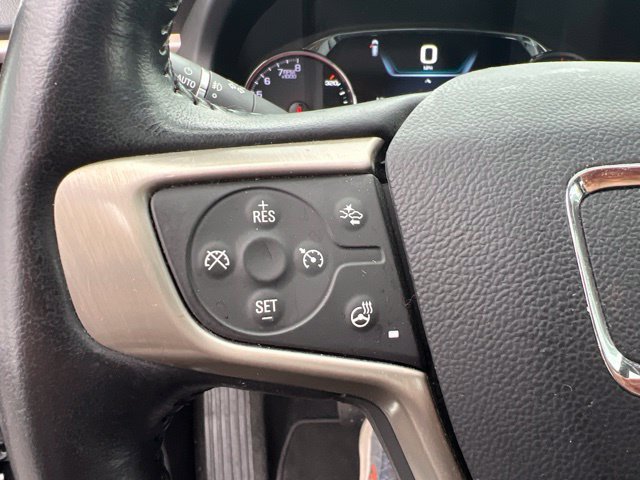 Used 2019 GMC Acadia Denali w/ Technology Package AWD/4WD image 27