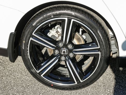 Certified 2023 Honda Accord Sport image 16