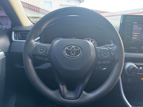 Certified 2022 Toyota RAV4 XLE image 22