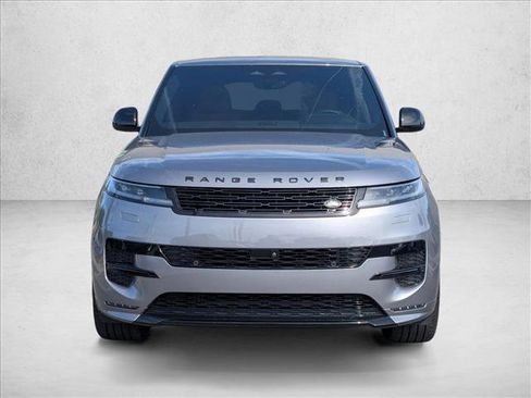 Used 2025 Land Rover Range Rover Sport Dynamic SE AWD/4WD image 2