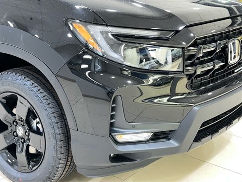New 2026 Honda Ridgeline Black Edition image 2