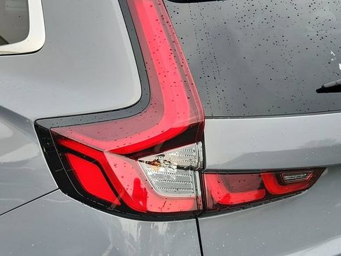 Used 2024 Honda CR-V Sport Touring image 10